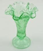 Fenton Art Glass Green Vase - 7" Tall | Fenton glass, Glass art ...