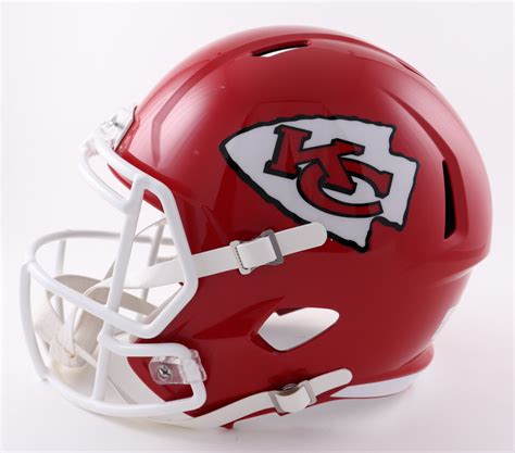 Patrick Mahomes Signed Chiefs Full-Size Speed Helmet (Beckett Hologram) | Pristine Auction