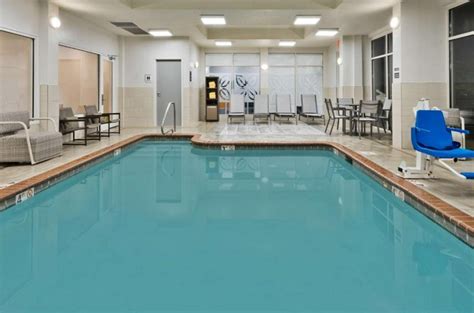 11 Hotels with Indoor Pools in Birmingham, AL