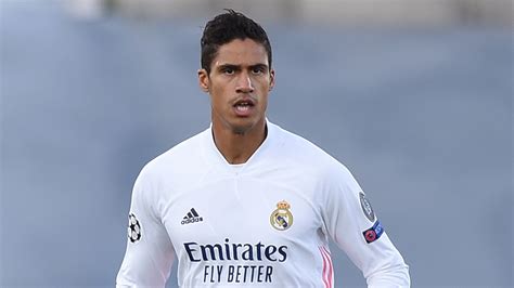 Manchester United : la piste Raphaël Varane est envisageable