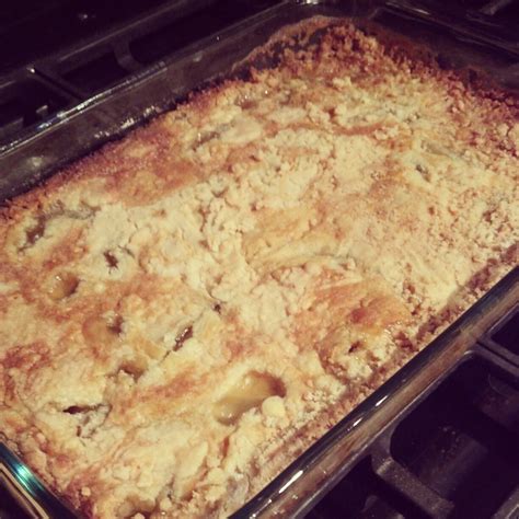 yellow cake mix and apple pie filling