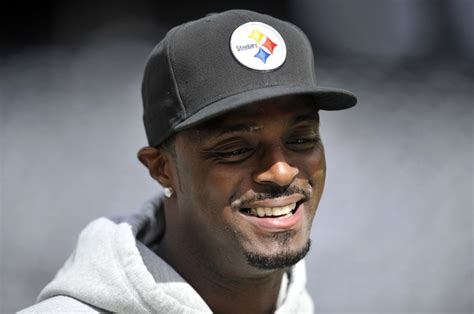 Plaxico Burress indicted on tax evasion