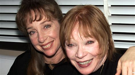 The Troubling Childhood Of Shirley MacLaine's Daughter - Celeb 99