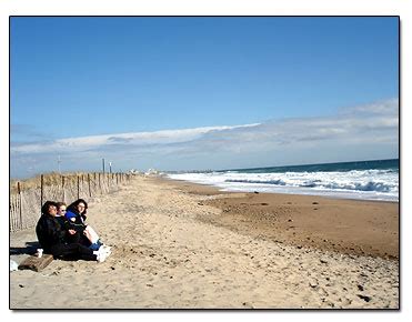 Misquamicut Beach RI - Pictures and Information