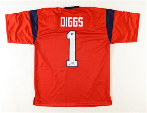 Stefon Diggs Signed Jersey (Beckett) | Pristine Auction