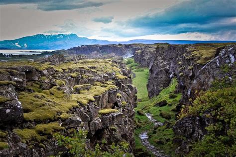 Hidden Unseen: Iceland’s Divergence of the Plates