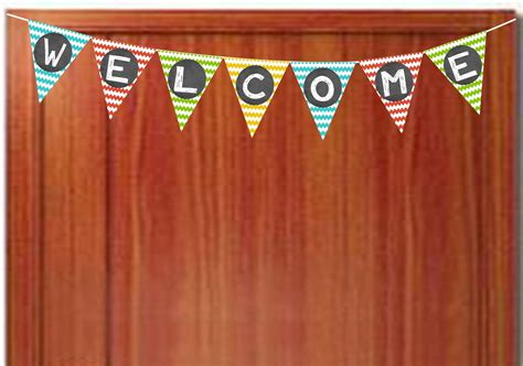 Two Magical Moms: Chevron Teacher Welcome Banner- FREE Printbale