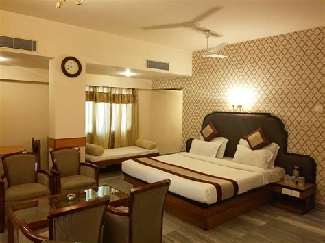 Sindhuri Park 헕헢헢헞 Tirupati Hotel