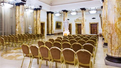 Cardiff City Hall • Event Venue Hire • Meet in Cardiff