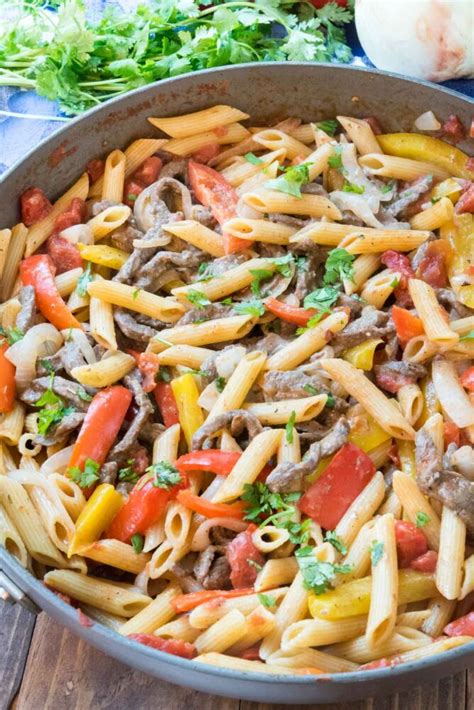 Steak Fajita Pasta - Crazy for Crust