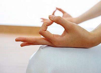 YATS (yoga and the suburbs): Mudras