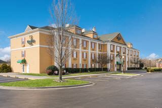 Quality Inn Hotels in Maryville, TN by Choice Hotels