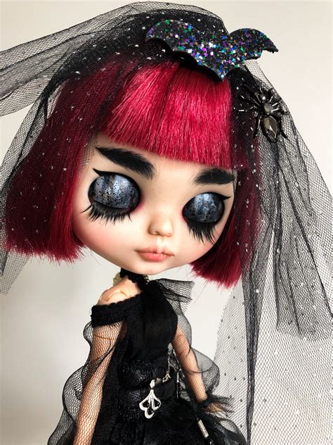 Pin on Custom Blythe Dolls OOAK