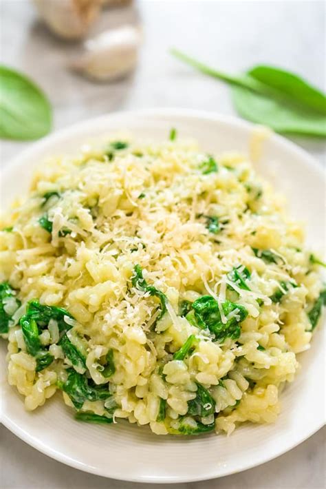 Classic Spinach Risotto Recipe (VIDEO) | COOKTORIA