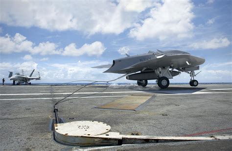 MQ-25 Stingray Drone Purpose-Built to Marry Manned, Unmanned - Aviation ...