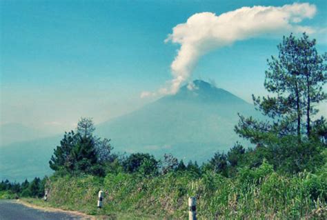 Mount Papandayan Tourism