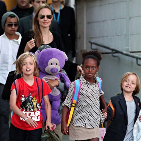 Angelina Jolie and Her 6 Kids Arrive at Sydney Airport—See the Family Pic! - E! Online - UK