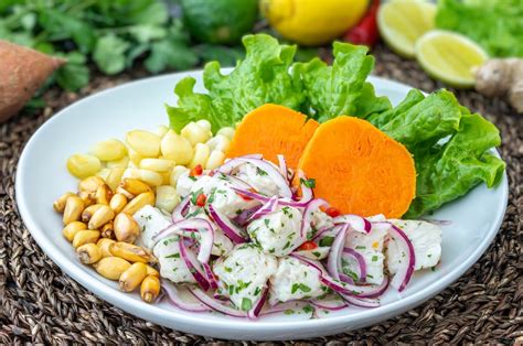 Ceviche peruano de pescado, cómo hacerlo fácil en casa paso a paso