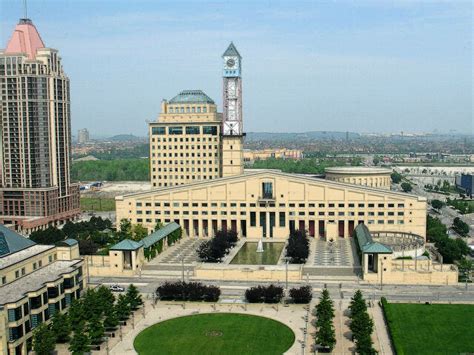 Mississauga, Ontario, Canada City Hall. Looks better inside!! | Canada city, Cool places to ...