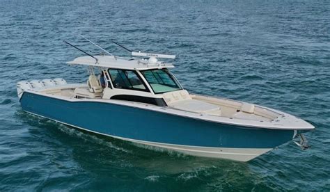 Top Center Console Boats Under 25 Feet: The Ultimate Guide | Finding Boats