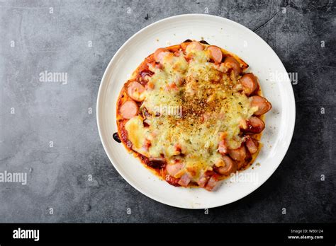 sausage cheese pizza Stock Photo - Alamy