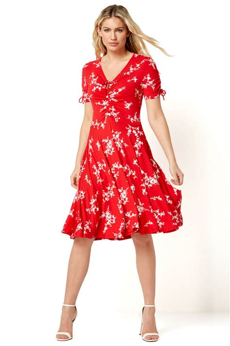 Floral V-Neck Short Sleeve Dress in Red - Roman Originals UK