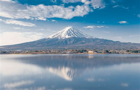 Climb Japan's iconic Mount Fuji | Evaneos