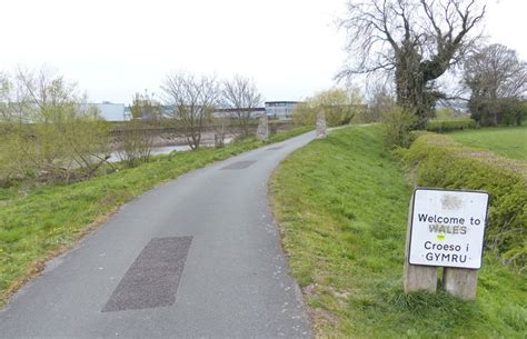 England/Wales border at Chester © Mat Fascione cc-by-sa/2.0 :: Geograph ...