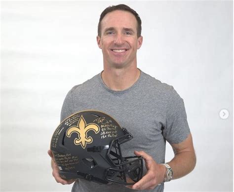 Drew Brees Bio: A New Orleans Saints Hero - Pro Sports Bio