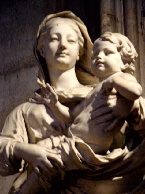 Madonna and child. Notre Dame Cathedral, Paris, France. Angel Sculpture ...