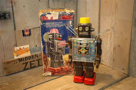 Horikawa - Fighting Robot brown variation - Vintage Spacetoys