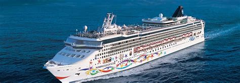 Best Antarctica Cruises 2024-2025 | Antarctic Cruises | NCL