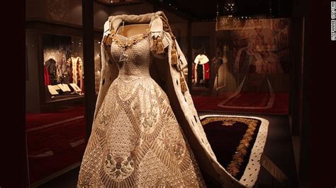 Queen Elizabeth II's 1953 coronation regalia to go on show - CNN.com