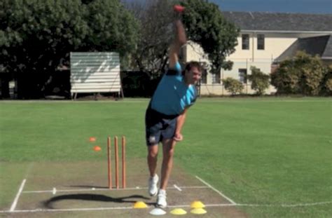 Cricketlab Elite Fast Bowler - Gold Academy | Cricketlab