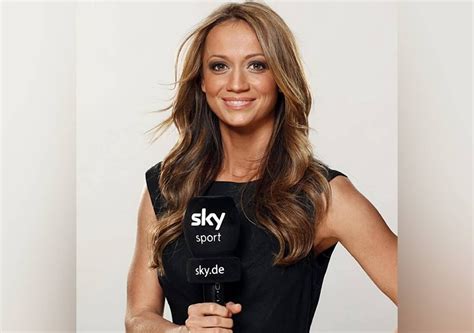 Who Is Sports Broadcasters Kate Abdo Dad Tom Giles? Mom And Family In ...