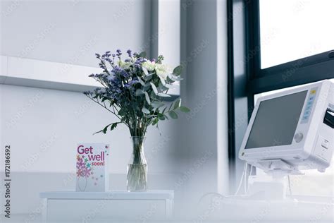 Get well soon wishing card in hospital room Stock Photo | Adobe Stock