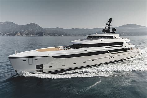 Photo: Cloud 9 yacht cruising | SuperYacht Times