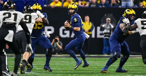 Michigan football: Ranking offensive starters ahead of the CFP