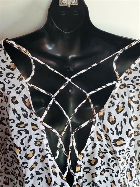 New Palisades Beach Club Sheer Leopard Print Swim Cov… - Gem