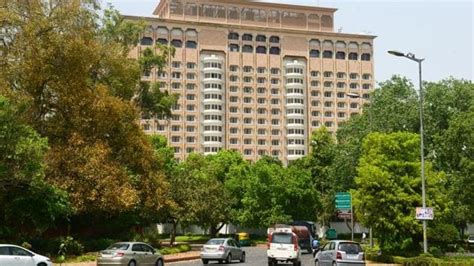 Tata Group retains Delhi’s iconic Taj Mansingh hotel after auction | Latest News India ...