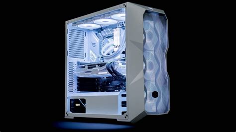 Video: White Gaming PC Build - Highend-Hardware für 2.600 Euro