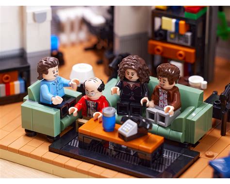 LEGO Set 21328-1 Seinfeld (2021 LEGO Ideas and CUUSOO) | Rebrickable ...