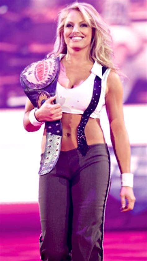 WWE Diva - Trish Stratus [2000-2006] ★ 7x Women's Champion ★ Diva of ...