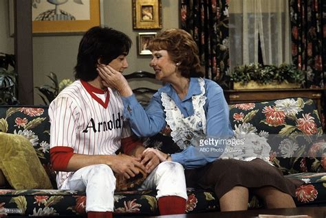 DAYS - 'The Ballad of Joanie and Chachi' 10/4/83 Scott Baio, Marion Ross Joanie And Chachi ...