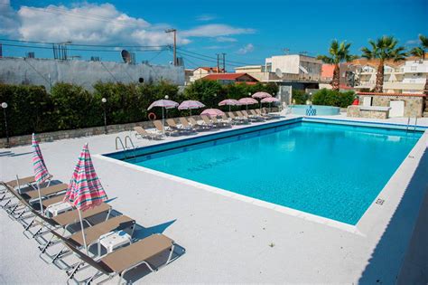 Alexander the Great - Zante - Laganas hotels | Jet2holidays