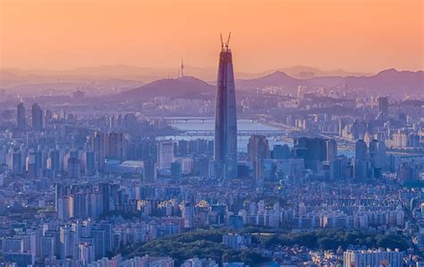 Lotte World Tower | downtown Seoul, South Korea | cloud.shepherd | Flickr