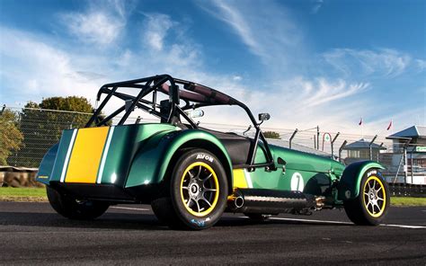 Caterham Launches 275-HP Supercharged Seven For Racing Series