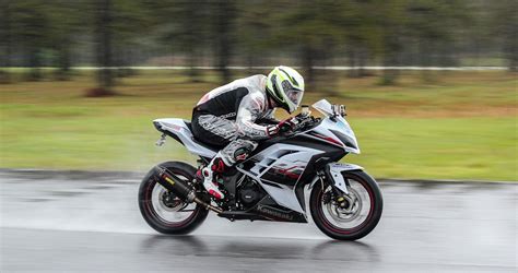 These Are The 10 Fastest 300cc Motorcycles You Can Buy