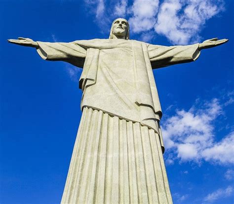 Art Deco Statue: Christ the Redeemer - Rio, Brazil — Art Deco Style