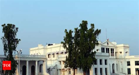 Want to visit Raj Bhavan in Chennai? | Chennai News - Times of India